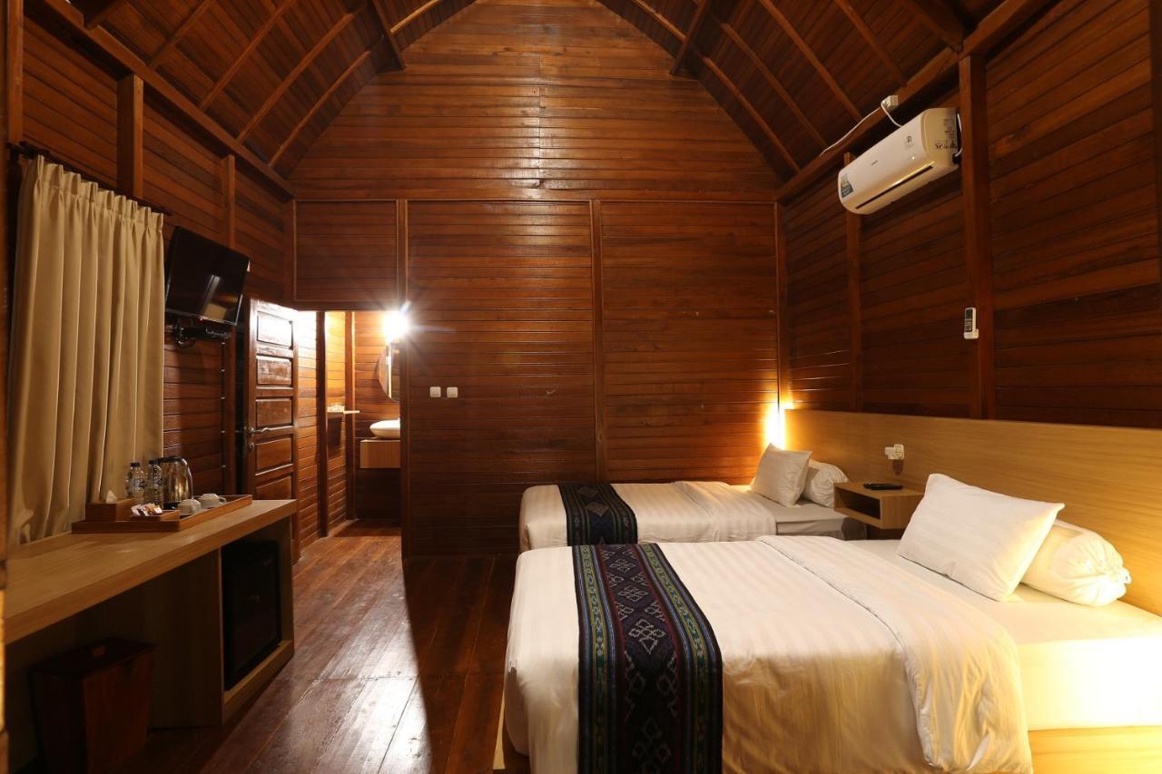 Azana Essence Villa Tabitha Lombok Bumbang Extérieur photo