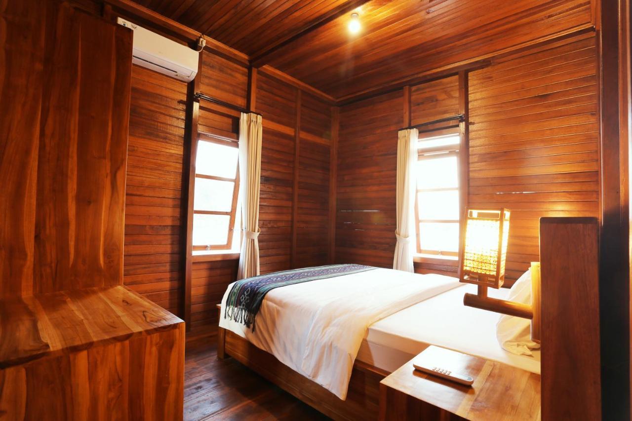 Azana Essence Villa Tabitha Lombok Bumbang Extérieur photo
