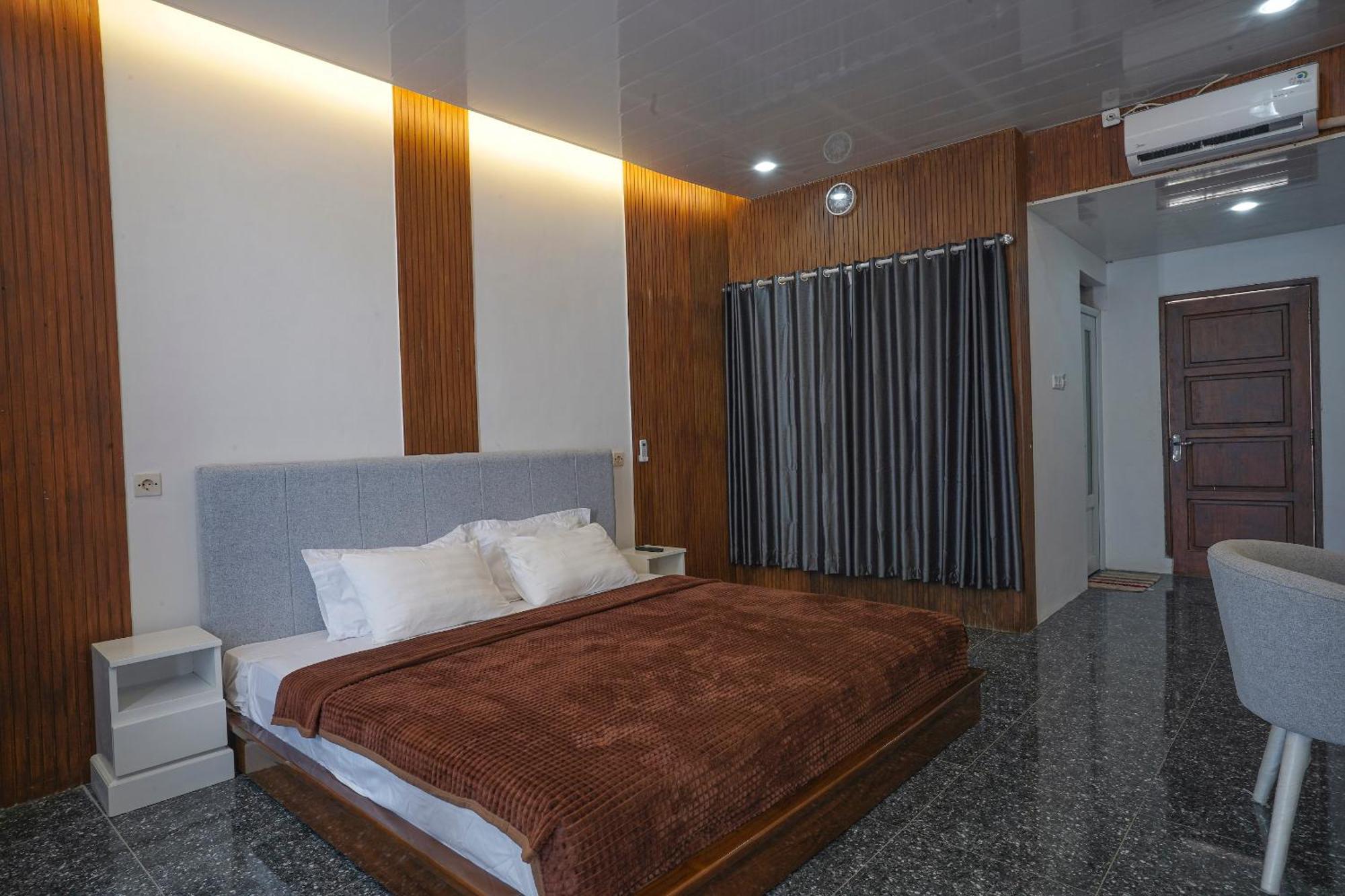 Azana Essence Villa Tabitha Lombok Bumbang Extérieur photo